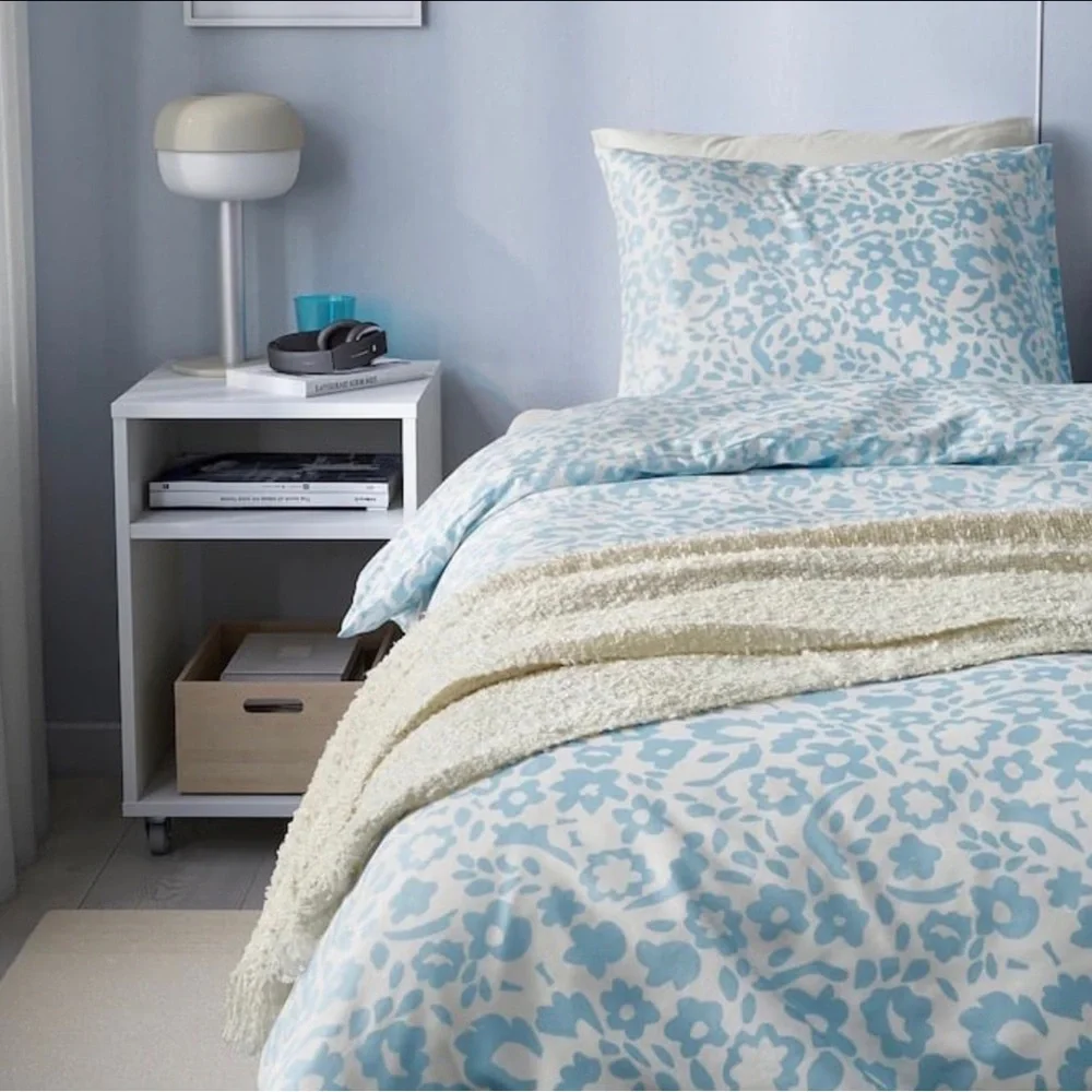 Light Blue Floral Print Duvet Cover Set Twin Size